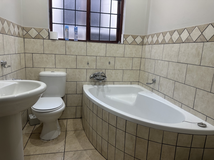To Let 3 Bedroom Property for Rent in Cashan North West